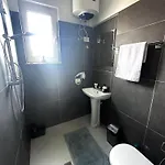 Js House 4 * Shkodër