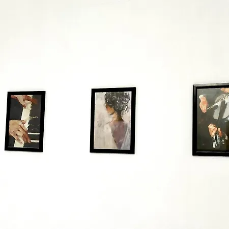 דירה Js House 4 *