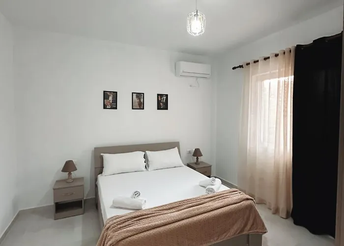 דירה Js House 4 *