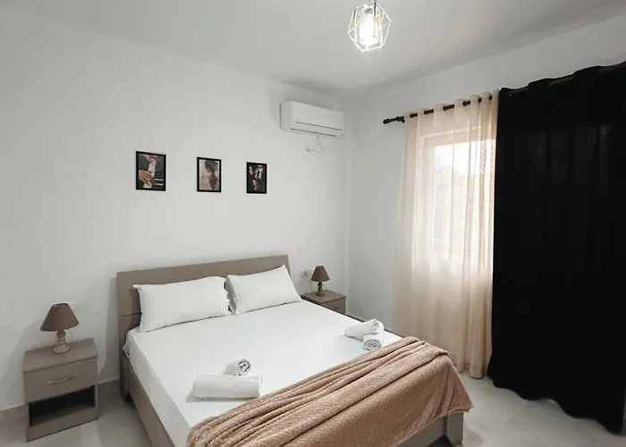 Js House 4 דירה *