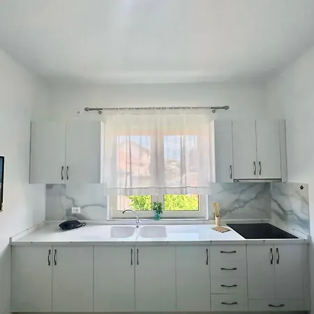 Appartamento Js House 4 *