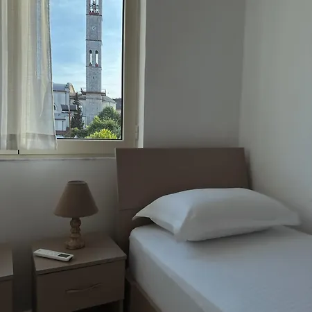 Js House 4 Appartamento *